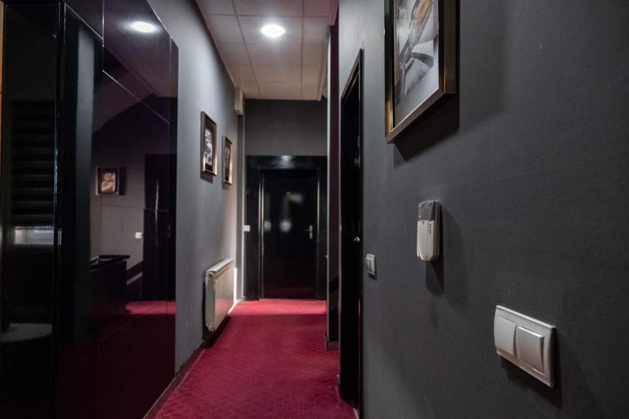 Como A Casa Apartments - Free Parking Saraybosna Dış mekan fotoğraf