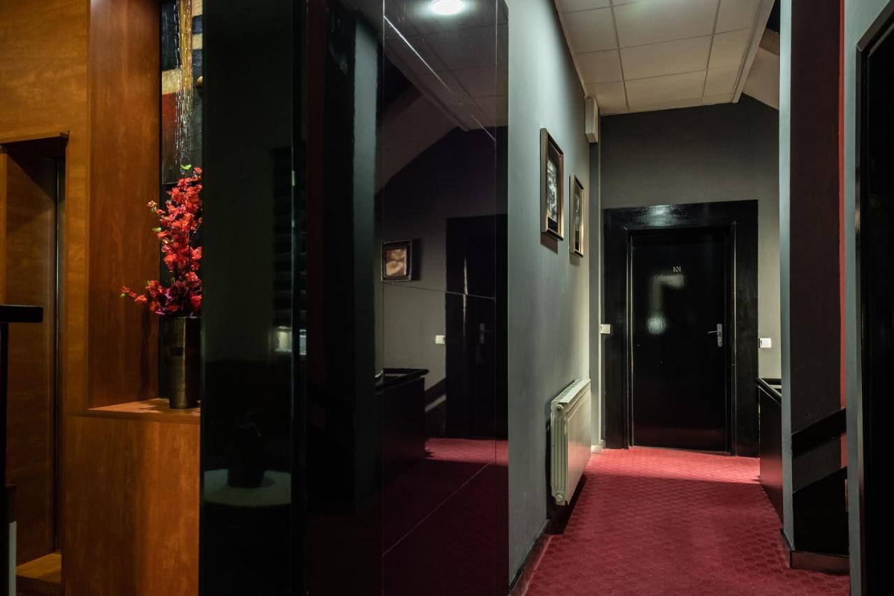 Como A Casa Apartments - Free Parking Saraybosna Dış mekan fotoğraf
