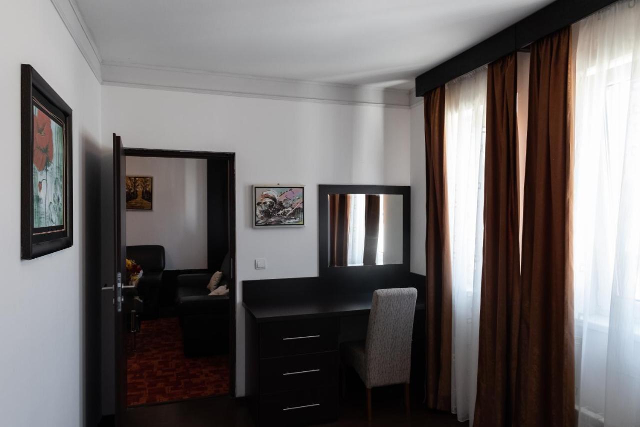 Como A Casa Apartments - Free Parking Saraybosna Dış mekan fotoğraf